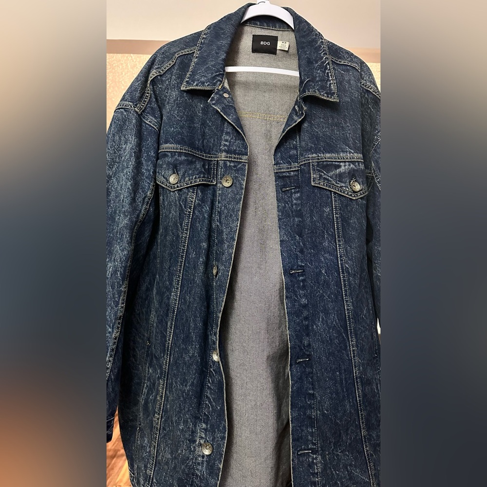 Oversized Denim Jacket - Picture 7 of 12